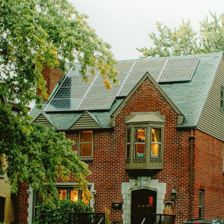 Solar Panels on Slate Roofs: Is Installation Possible?