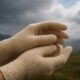 Cotton Gloves: Essential Buying Tips for Rotherham Shoppers
